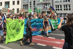 Jinou planetu nemáme a politici nic nedělají. Byli jsme u obří stávky za lepší klima