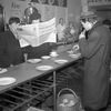 bufet automat Praha 25. února 1948 párek noviny