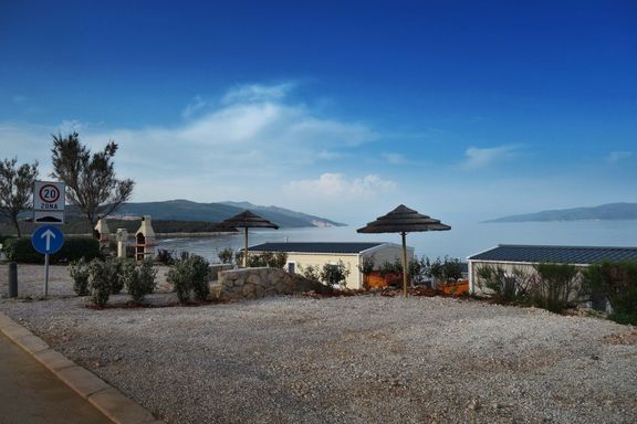 Poloostrov Istria je díky italskému vlivu trochu jiným Chorvatskem. Najdete zde nejen krásné pláže, ale také skvělou středomořskou kuchyni a dobré víno