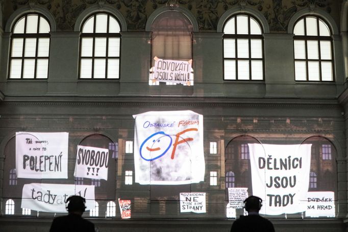 Praha si dnes 17. 11. 2019 připomíná výročí 30 let od sametové revoluce, která vedla k pádu komunistického režimu.