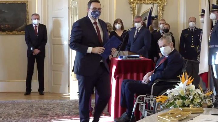 Zeman se omluvil izraelskému prezidentu Herzogovi za postoj Lipavského ke zprávě OSN; Zdroj foto: ČTK