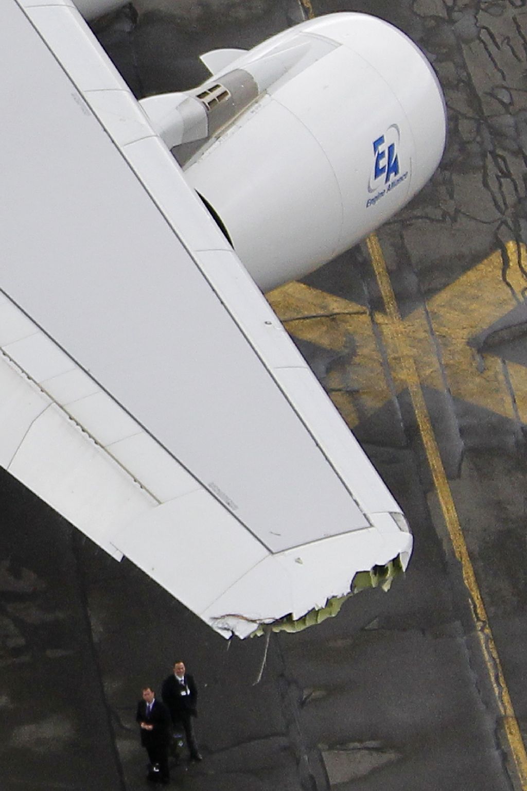 Airbus si v Paříži upiloval křídlo o budovu