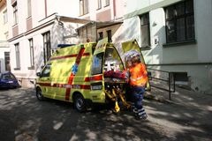 Auto porazilo v Praze cyklistu, na místě zemřel
