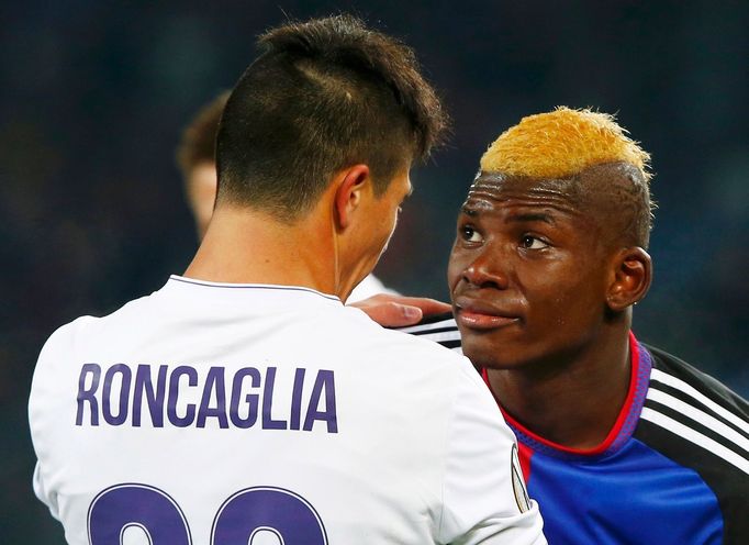 Facundo Roncaglia(Fiorentina) vs. Breel Embolo (Basilej)