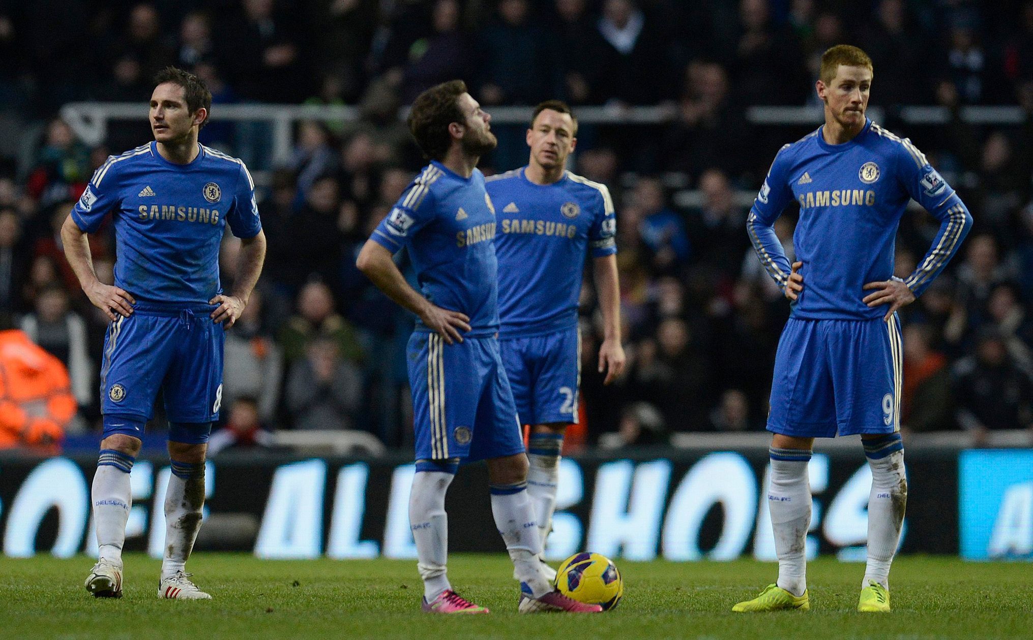 Zklamání v tvářích fotbalistů Chelsea