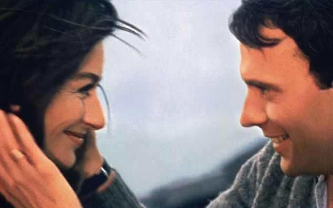 Anouk Aimée a Jean-Louis Trintignant na snímku z filmu Muž a žena z roku 1966.