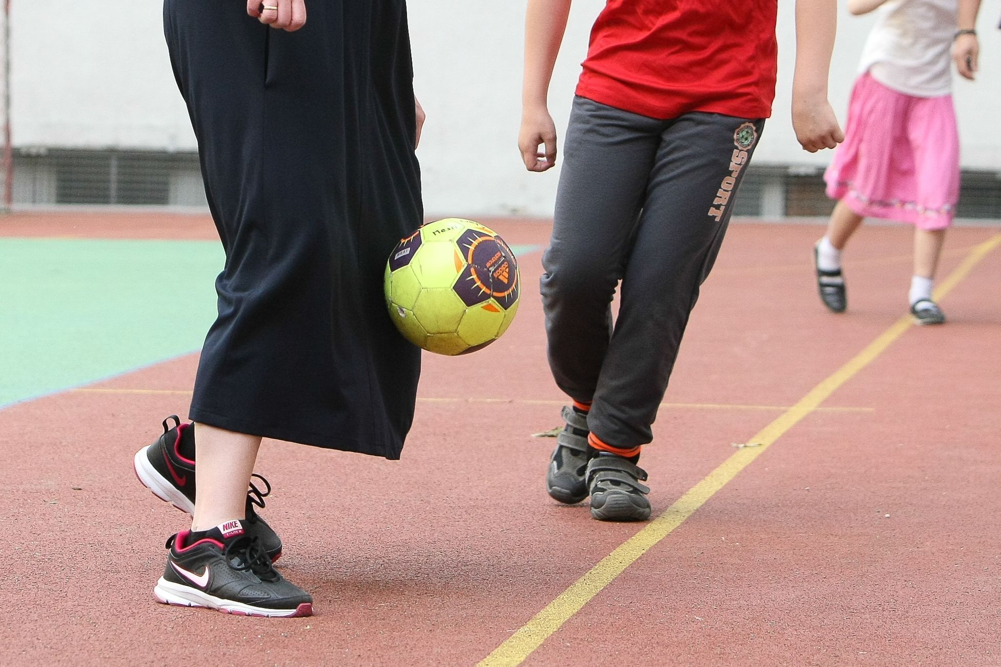 Dny víry 2015 - fotbal řeholnice