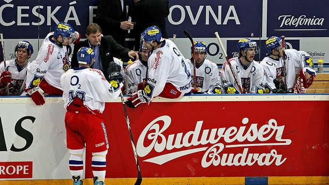 Trenér Hadamczik nebyl po prohře se Slováky spokojen s nasazením některých hráčů.