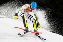 Konec nadějí, zraněný německý slalomář Neureuther vzdal olympiádu