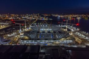 Legendární stadiony i staveniště. Tady by se mělo bojovat o medaile na Euru 2028