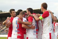 Slavia vykročila za obhajobou hubenou výhrou ve Zlíně, rozhodl Hušbauer