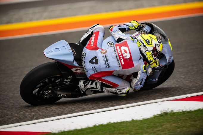 Filip Salač na motocyklu Moto2 týmu Gresini Racing při VC Indie 2023