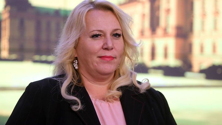 Ministryně Dostálová má koronavirus, potvrdil ho u ní druhý test