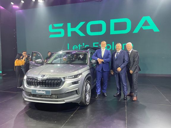 Škoda Auto vstupuje na trh, v září letošního roku se začaly prodávat dovezené modely Karoq a Kodiaq.