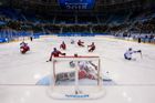 Čeští sledge hokejisté podlehli Norsku a na paralympijských hrách skončili šestí