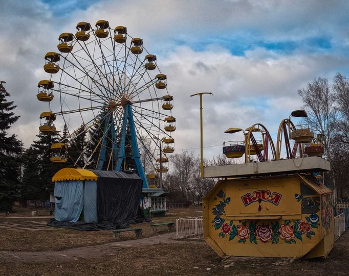 Ruské kolo pamatuje lepší časy. Trochu mi to místo připomíná Pripjať v černobylské zóně. Obávám se, že Kosťantynivku čeká podobná budoucnost.
