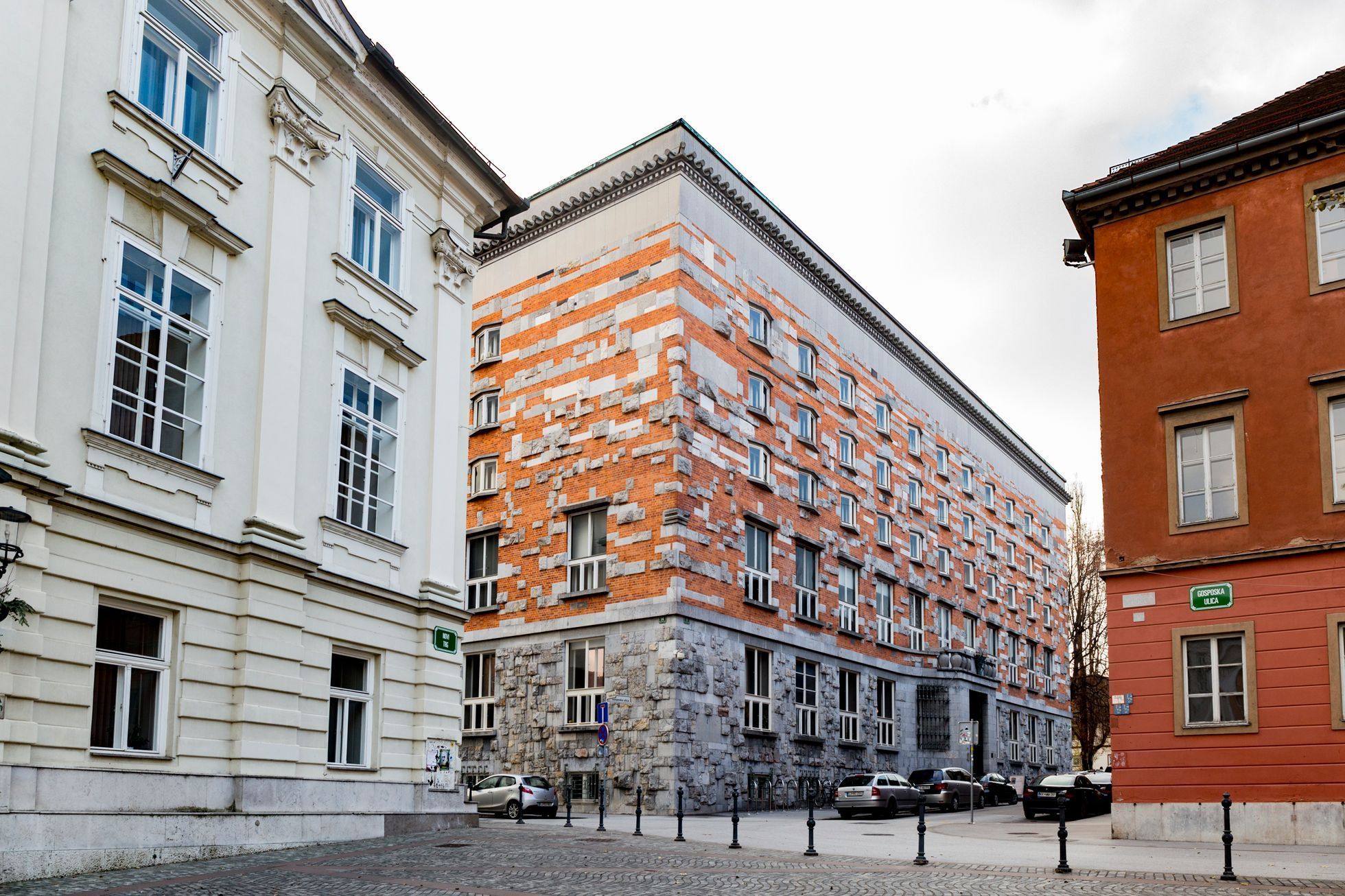 Národní a univerzitní knihovna v Lublani