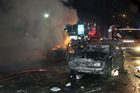 Počet obětí nedělního útoku v Ankaře vystoupal na 37, policie zatkla několik podezřelých