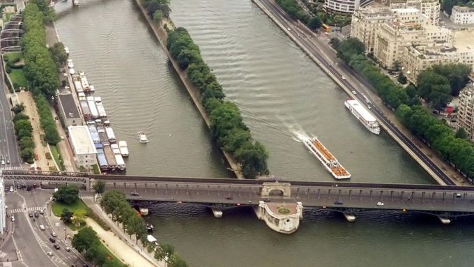 Projekt umožní říční dopravu přes soustavu kanálů spojujících Francii se zeměmi Beneluxu.