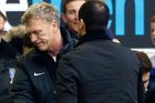 Anglická média tvrdí: Moyes po další prohře v United končí