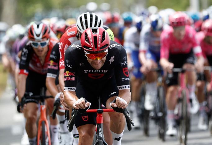 Julian Alaphilippe slaví domnělý triumf v 15. etapě Tour de France