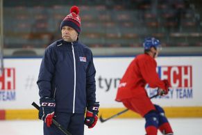 Národním tým se poprvé sešel před olympiádou. Jandač měl k dispozici jen borce z KHL