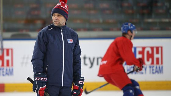 Národním tým se poprvé sešel před olympiádou. Jandač měl k dispozici jen borce z KHL