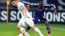 EL, Lyon - Plzeň: Mouhamadou Dabo - Stanislav Tecl