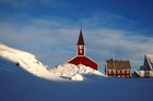 Nuuk, Grónsko: Osamělý kostel v grónské metropoli svědčí o síle křesťanství i v drsných podmínkách dalekého severu.