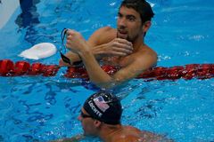 Phelps na úvod olympiády málem neprošel do finále