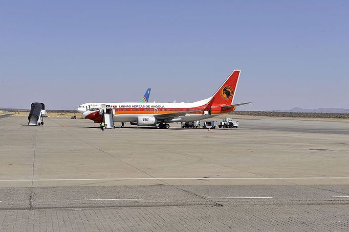 Angola - Linhas Aereas De Angola. Na černé listině jsou všichni letečtí dopravci země.