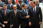 Politici v Paříži žádají odblokování libyjských fondů