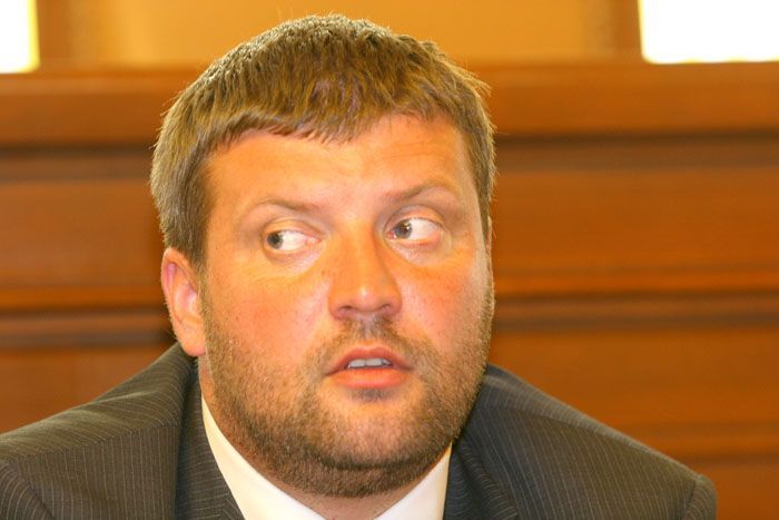 Topolánkova vláda poprvé ve sněmovně