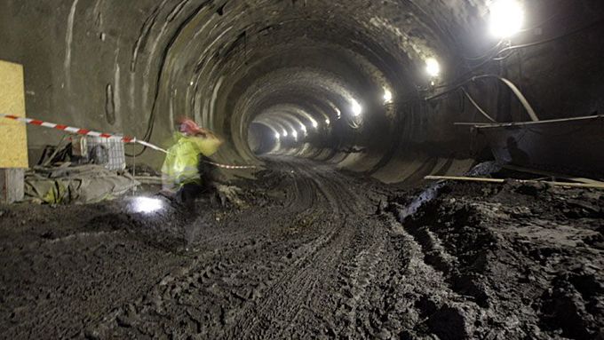 Stavba tunelu Blanka se na několik týdnů zastaví