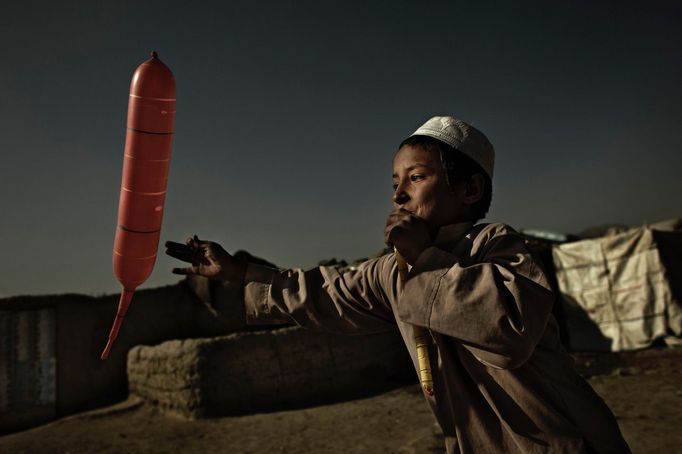 I tady žijí lidé, Afghánistán 2011, Jiří Turek. Ukázky z výstavy v Leica Gallery