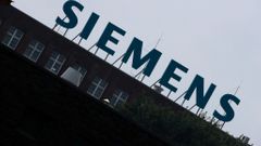 Siemens logo na továrně v Berlíně