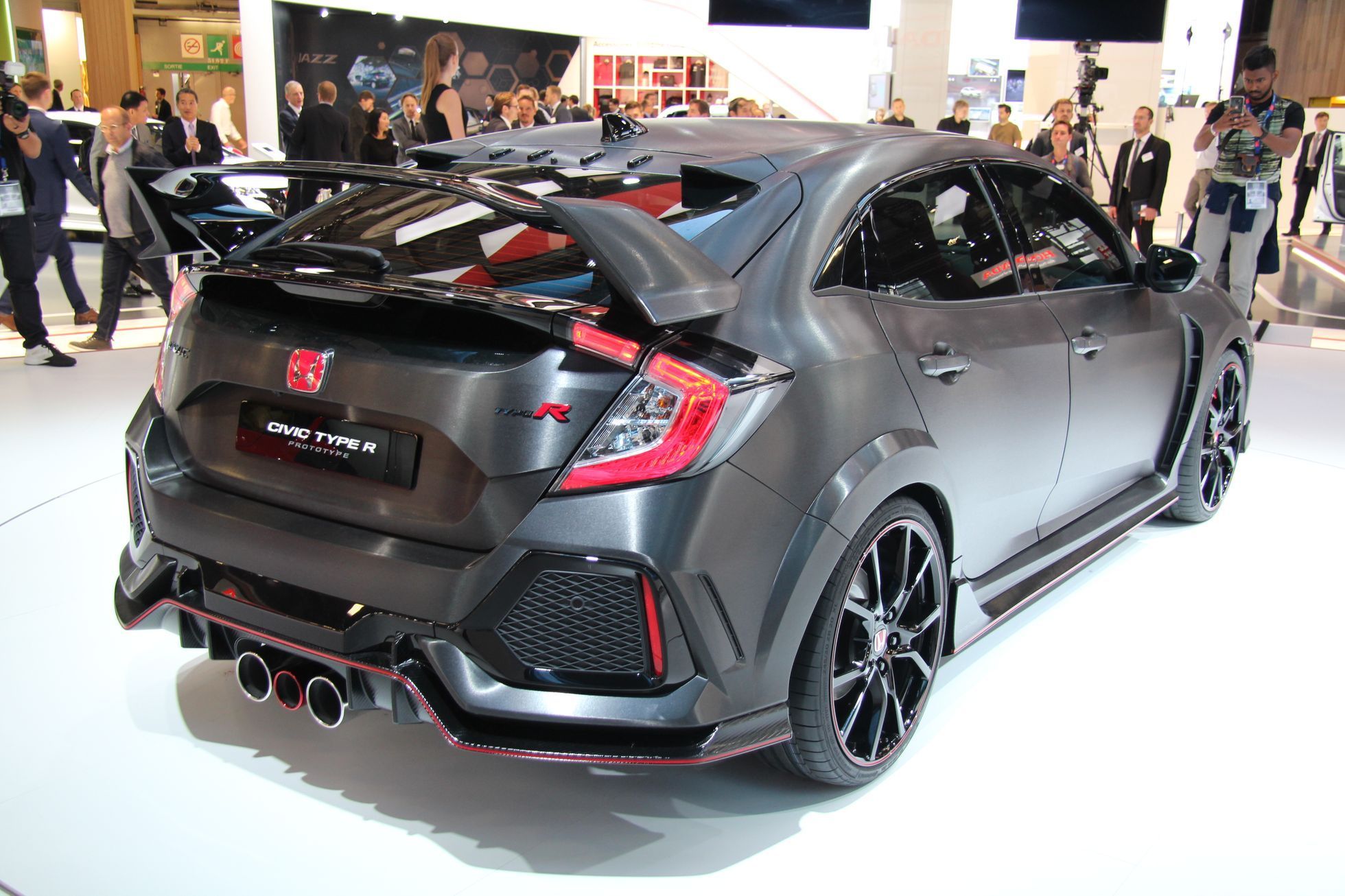 Autosalon Paříž 2016