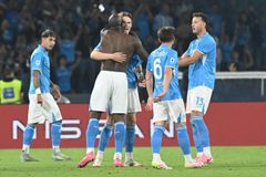 Inter neobhájil. Italskými mistry jsou počtvrté fotbalisté Neapole