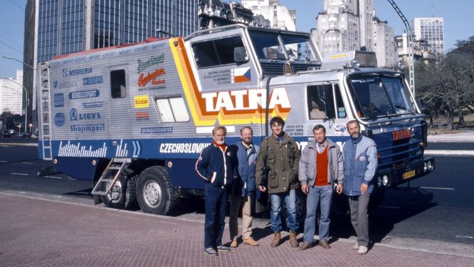 Našly se dva ztracené filmy z expedice Tatra kolem světa.