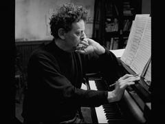 Philip Glass, autor Einsteina na pláži.