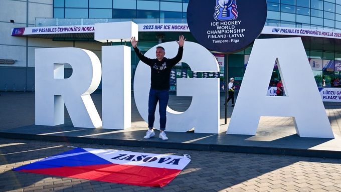 Riga českým hokejistům přeje. Tentokrát jim fandili i Slováci