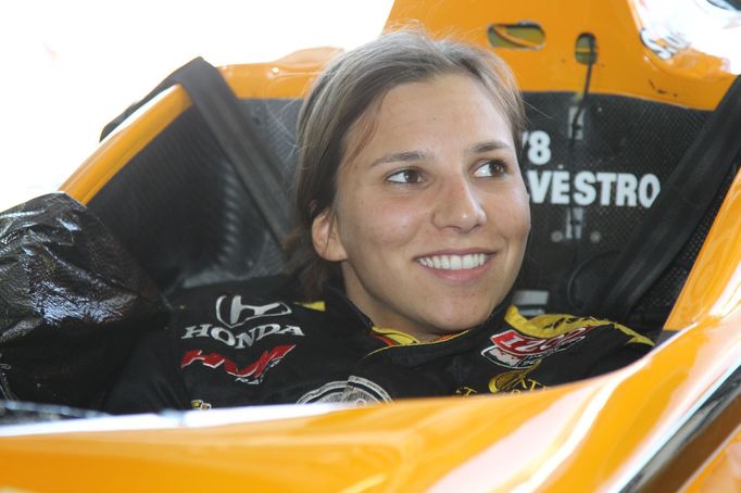 IndyCar: Simona de Silvestrová