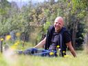 Ovoce, rajčata, kurníky. Zahrady už nejsou jen okrasa, lidé chtějí sklízet jídlo