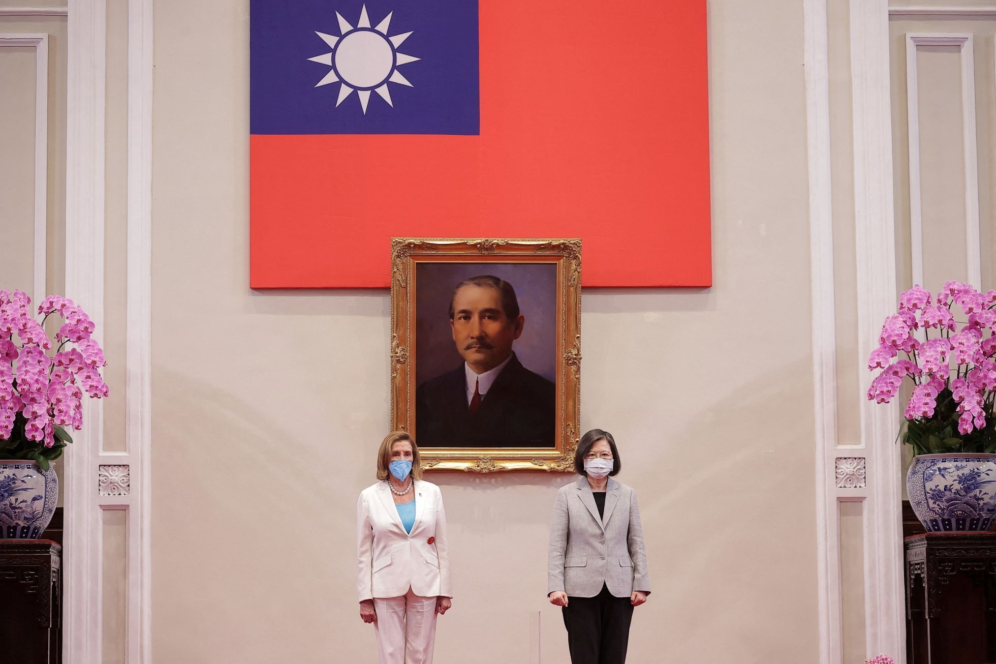 Nancy Pelosiová a prezidentka Tchaj-wanu
