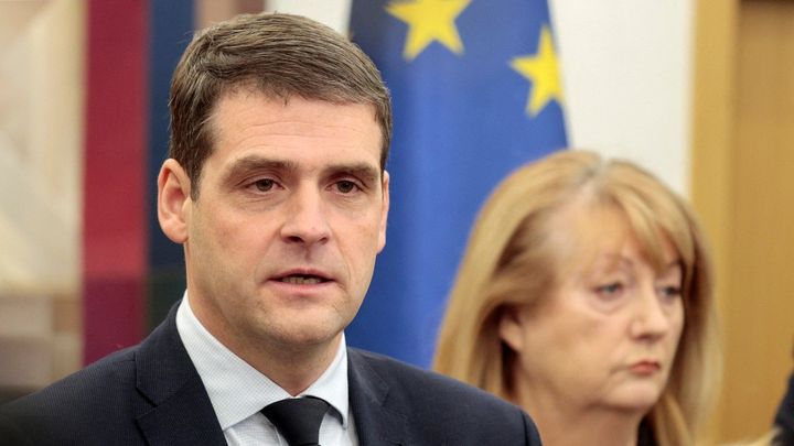 Litva má novou vládu, zasednou v ní i populisté. Obyvatelé plánují demonstraci; Zdroj foto: Petras Malukas / AFP / AFP / Profimedia