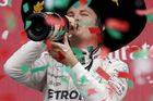 Rosberg suverénně opanoval GP Mexika, Vettel po trápení nedojel