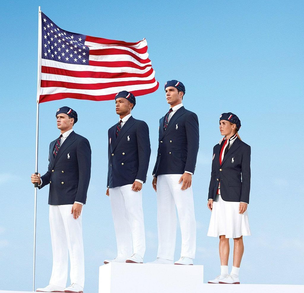 Američtí olympionici v uniformách Made in China