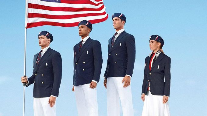 Olympionici Estados Unidos v uniformě