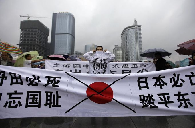 Protijaponský protest ve městě Čcheng-tu.