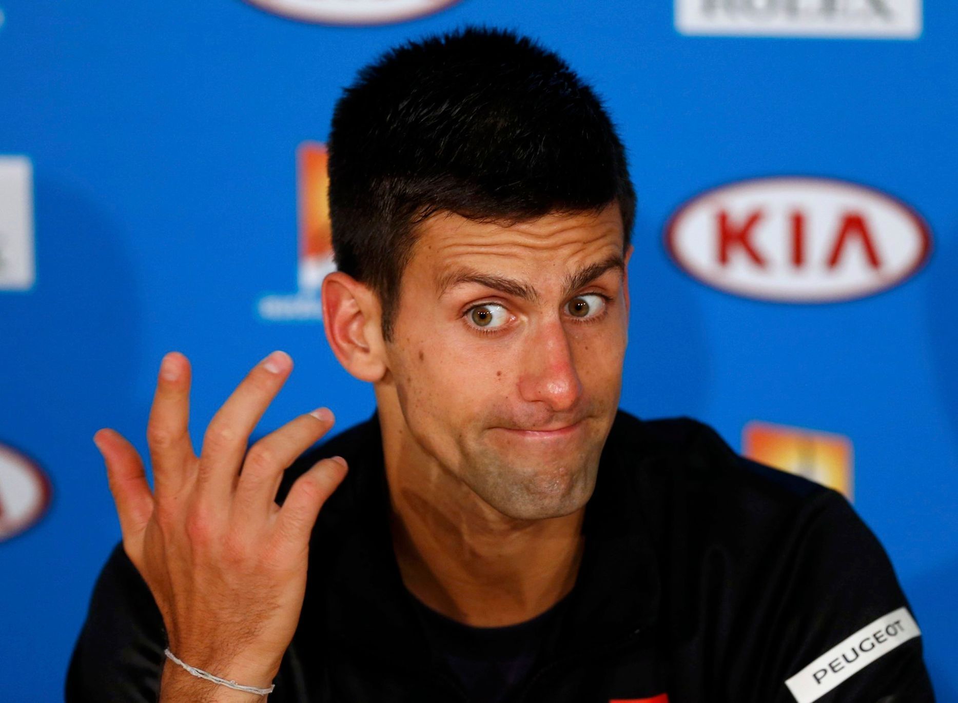 Novak Djokovič vs Stanislas Wawrinka ve čtvrtifinále Australian Open 2014